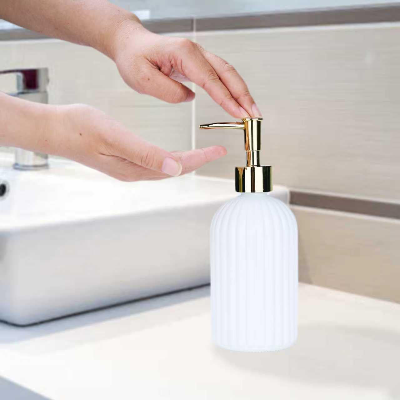 Soap Dispenser 14Oz White Glass Hand Soap Dispenser for Kitchen Countertop